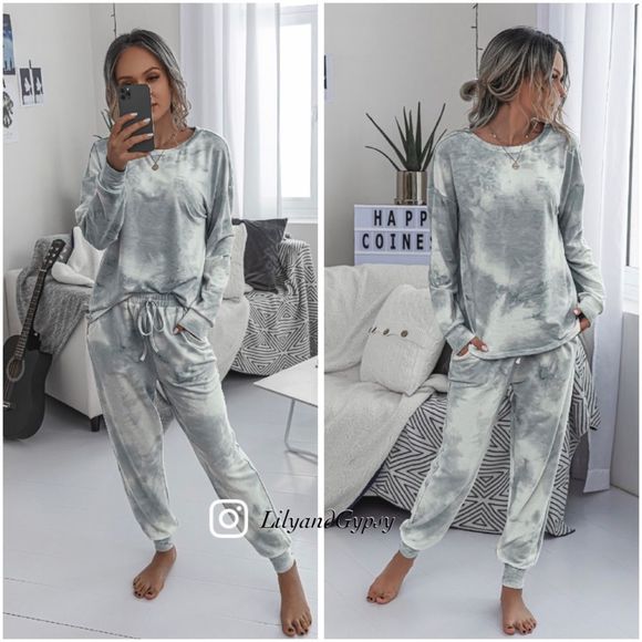 🆕Mineral gray tie dye 2 piece lounge set